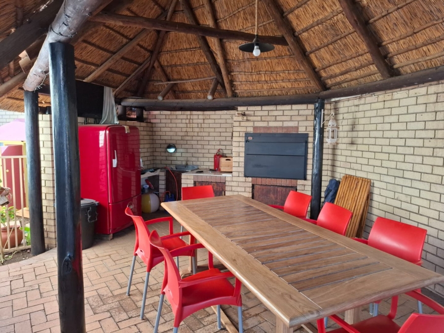 3 Bedroom Property for Sale in Pentagon Park Free State